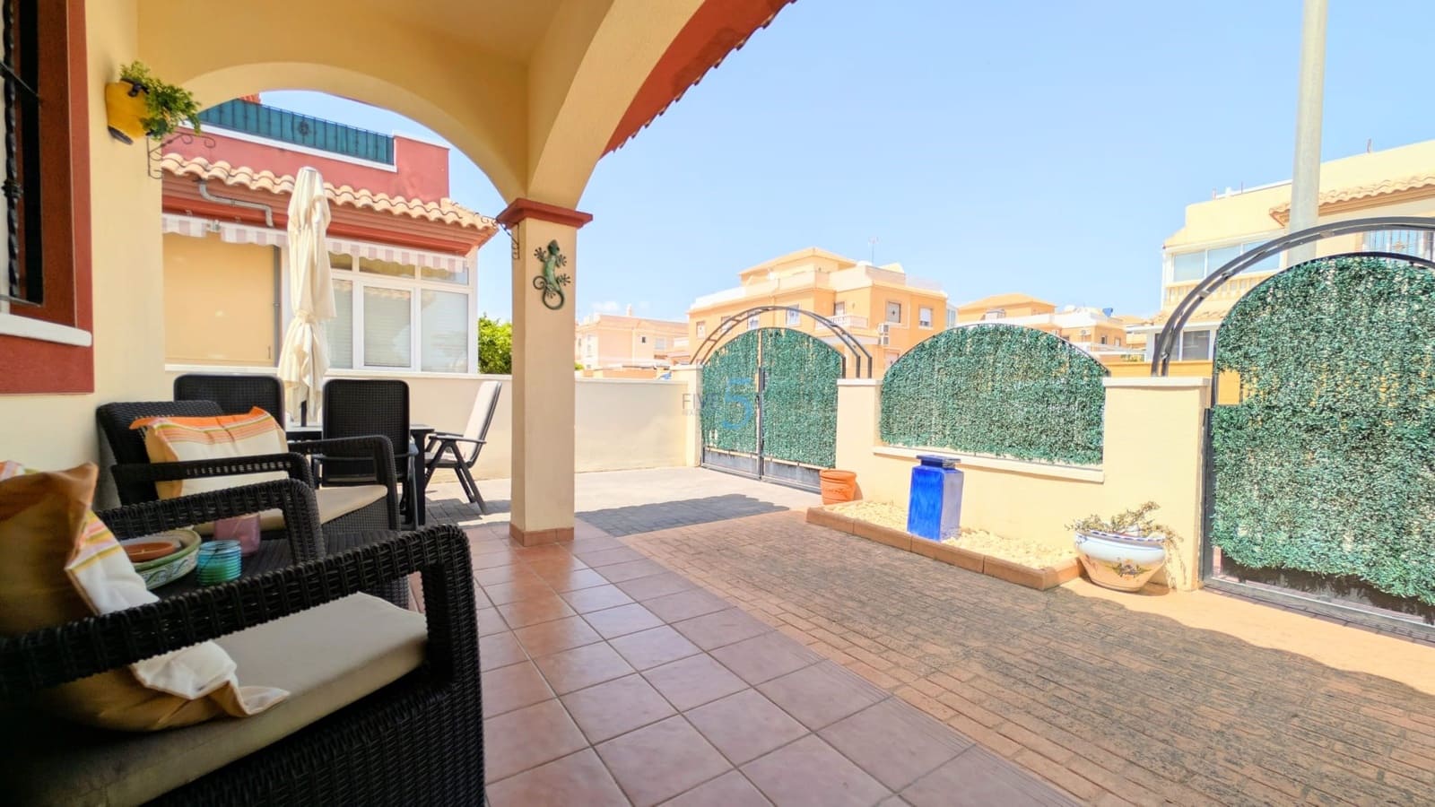 3 bedroom Apartment for sale in Ciudad Quesada with pool - € 220,000 (Ref: 9810422)