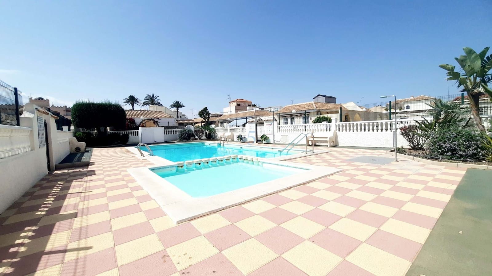1 bedroom Apartment for sale in Los Narejos with pool garage - € 137,950 (Ref: 9810423)
