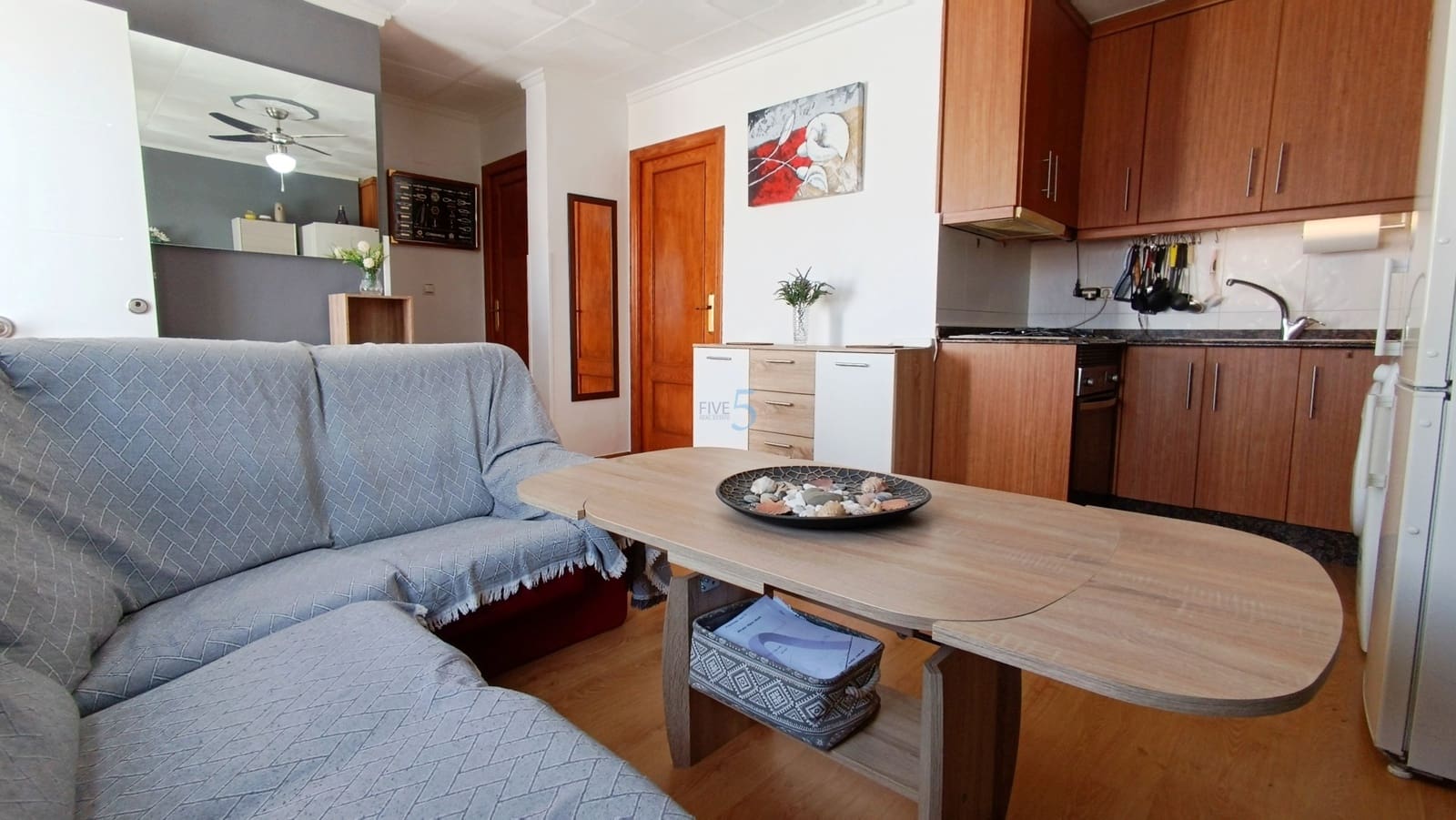 3 makuuhuone Huoneisto myytävänä paikassa Torrevieja mukana 
autotalli - 129 999 € (Ref: 9810932)