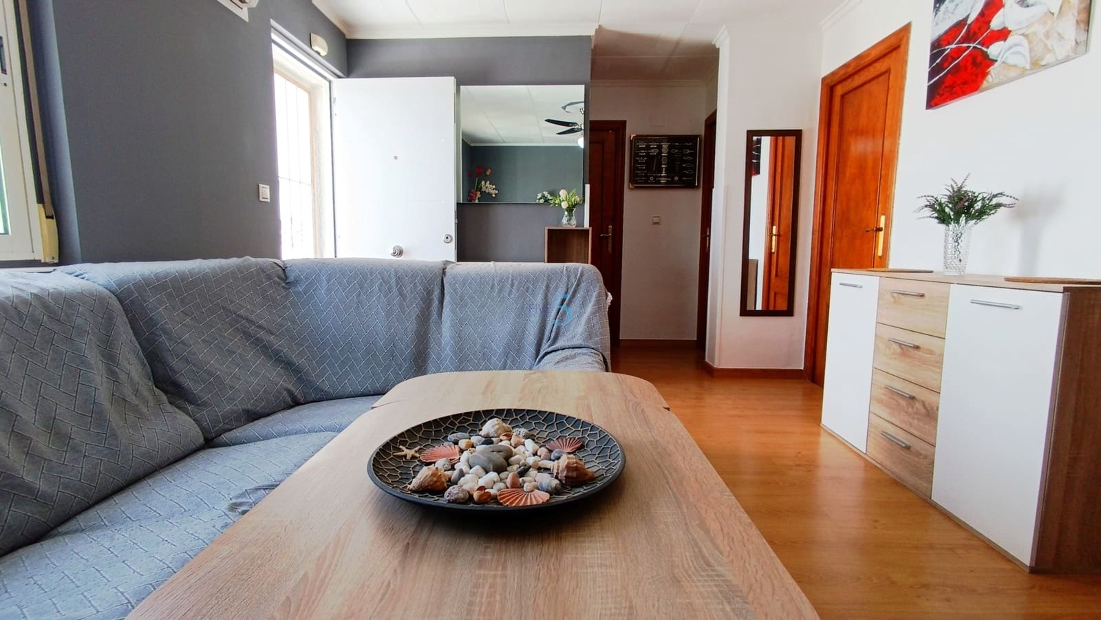 3 makuuhuone Huoneisto myytävänä paikassa Torrevieja mukana 
autotalli - 129 999 € (Ref: 9810932)