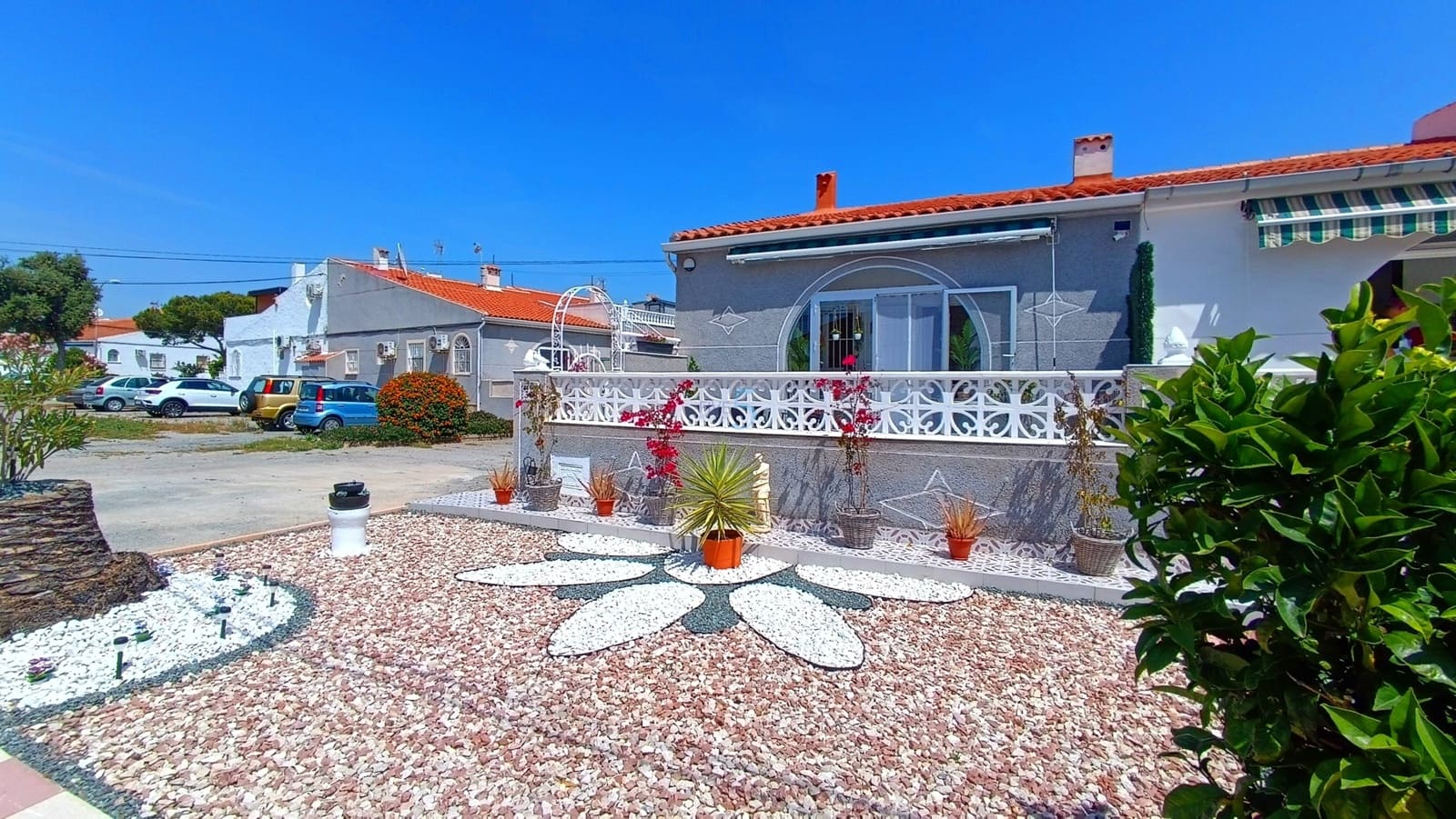 3 chambre Bungalow à vendre à Torrevieja - 159 950 € (Ref: 9812441)