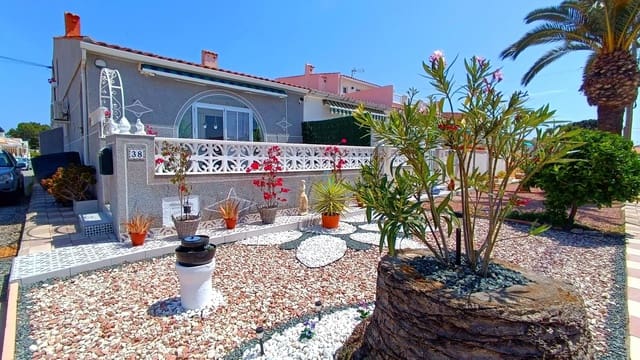 3 chambre Bungalow à vendre à Torrevieja - 159 950 € (Ref: 9812441)