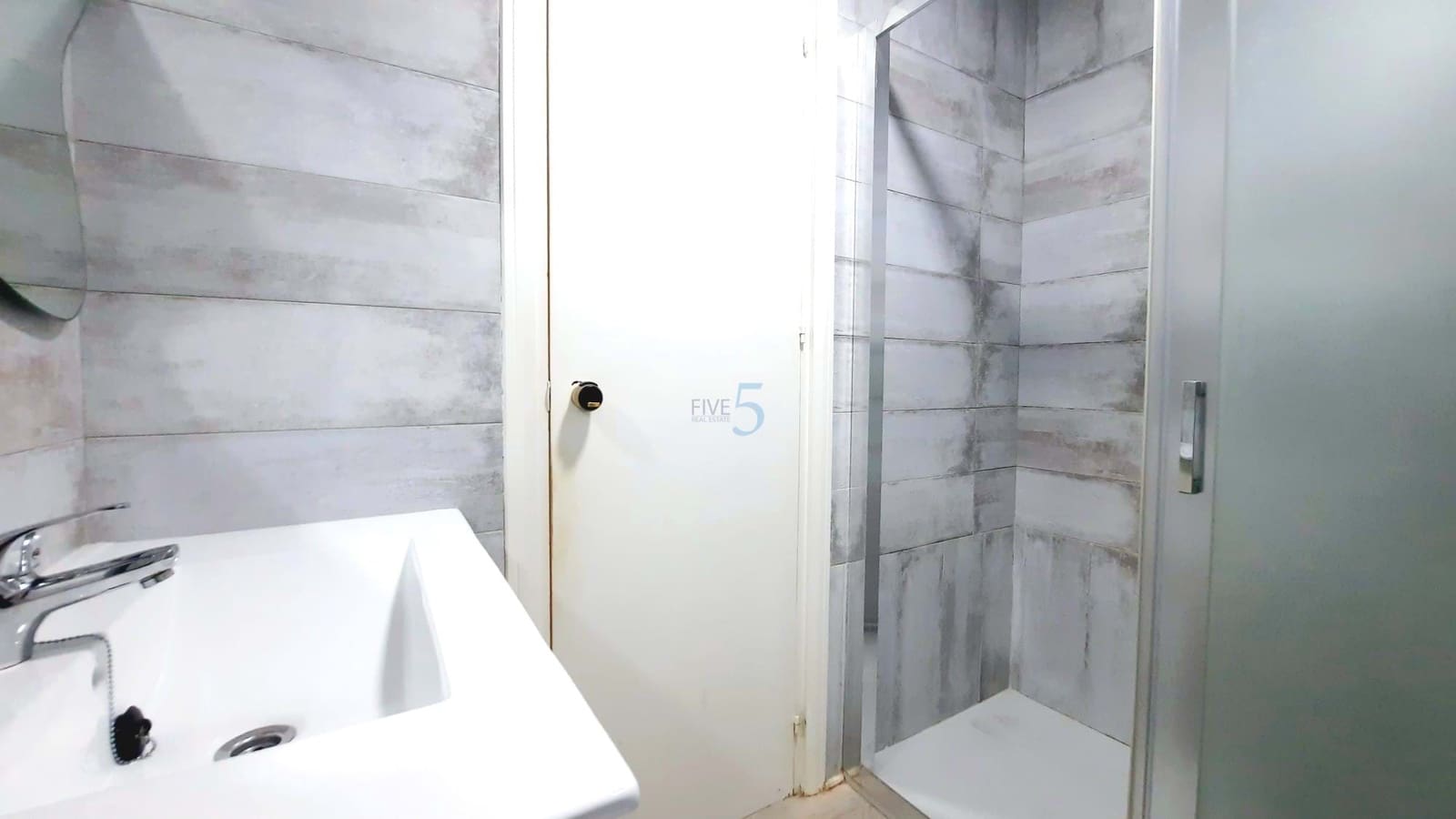 4 chambre Appartement à vendre à Guardamar del Segura avec garage - 215 000 € (Ref: 9812612)