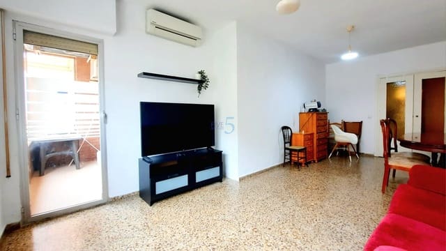 4 chambre Appartement à vendre à Guardamar del Segura avec garage - 215 000 € (Ref: 9812612)