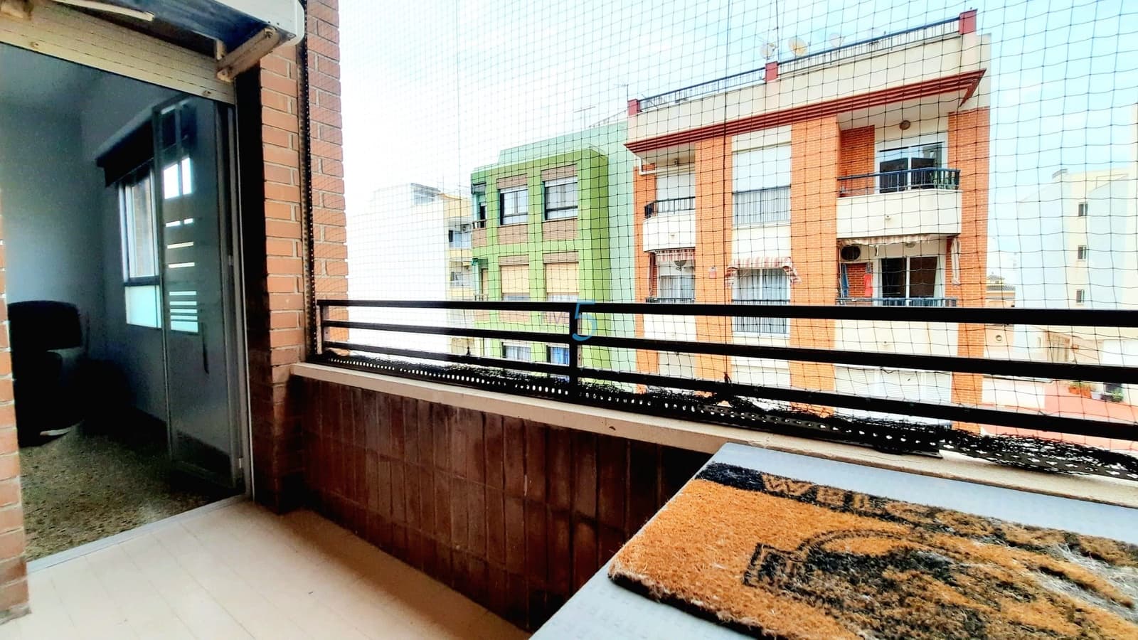 4 chambre Appartement à vendre à Guardamar del Segura avec garage - 215 000 € (Ref: 9812612)