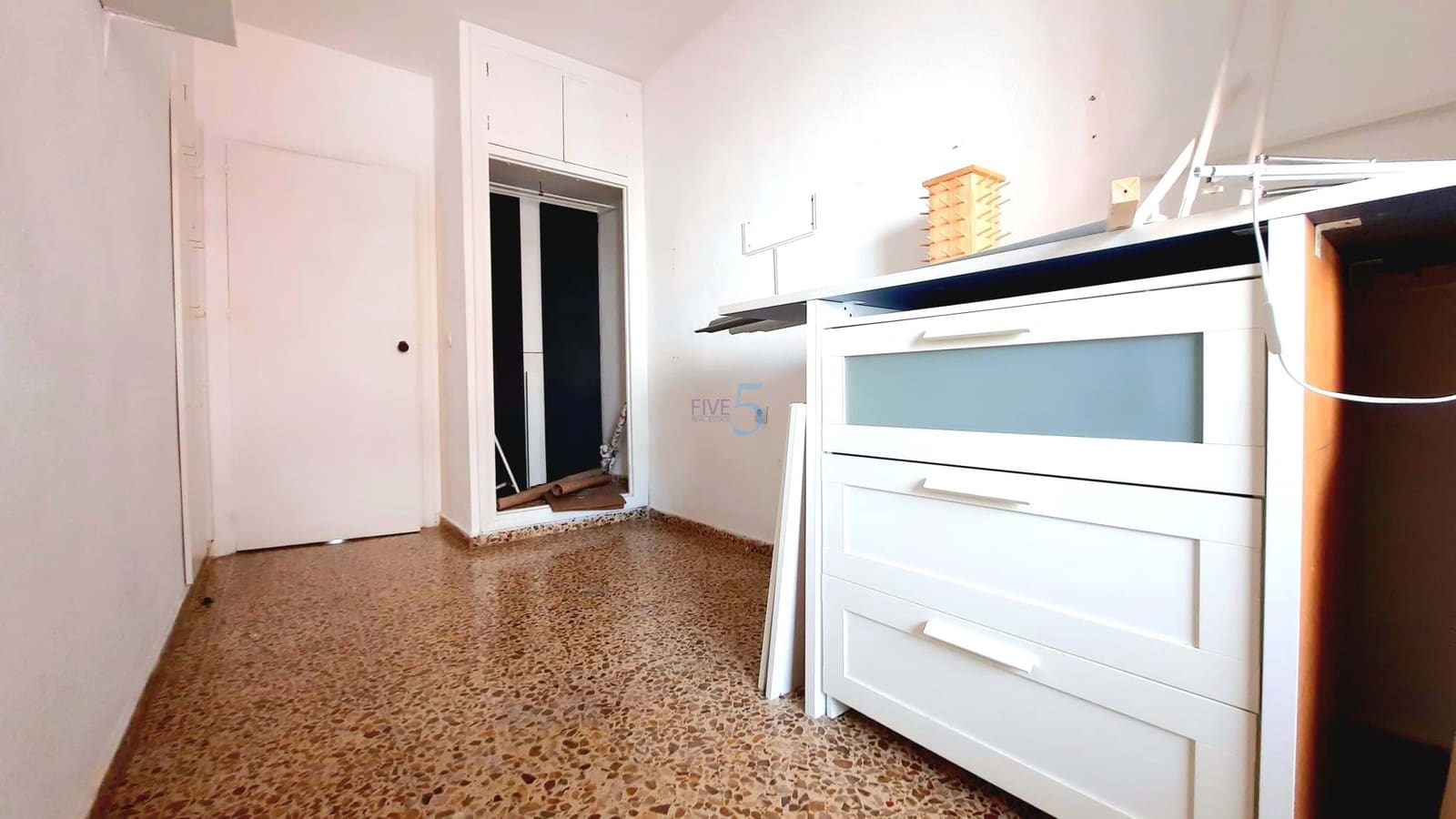 4 chambre Appartement à vendre à Guardamar del Segura avec garage - 215 000 € (Ref: 9812612)