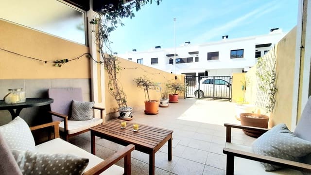 2 makuuhuone Omakotitalo myytävänä paikassa San Pedro del Pinatar - 150 000 € (Ref: 9813457)