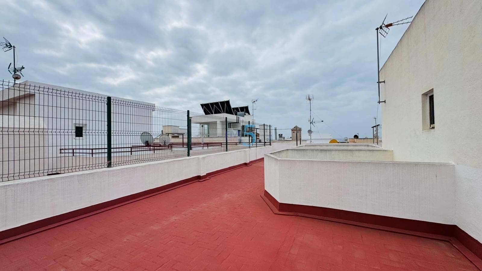 1 Zimmer Apartment zu verkaufen in Torrevieja - 115.000 € (Ref: 9813539)