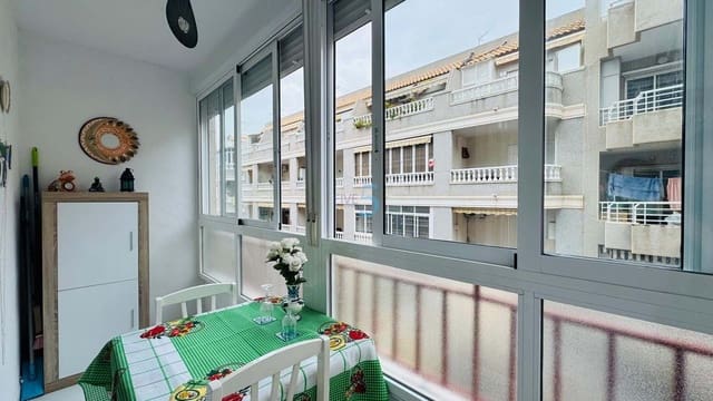 1 Zimmer Apartment zu verkaufen in Torrevieja - 115.000 € (Ref: 9813539)