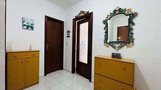 1 Zimmer Apartment zu verkaufen in Torrevieja - 115.000 € (Ref: 9813539)