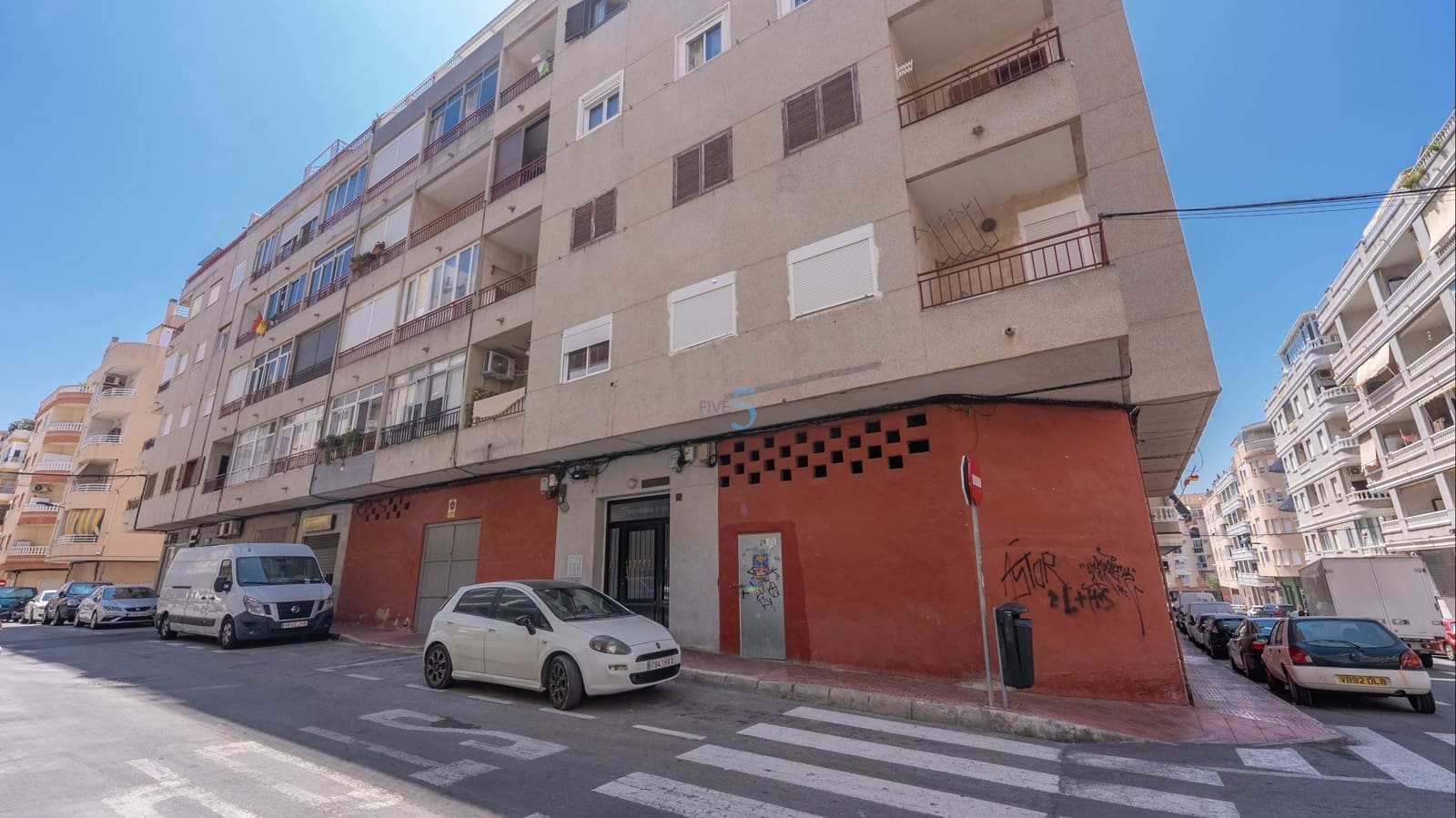 1 Zimmer Apartment zu verkaufen in Torrevieja - 104.000 € (Ref: 9813539)