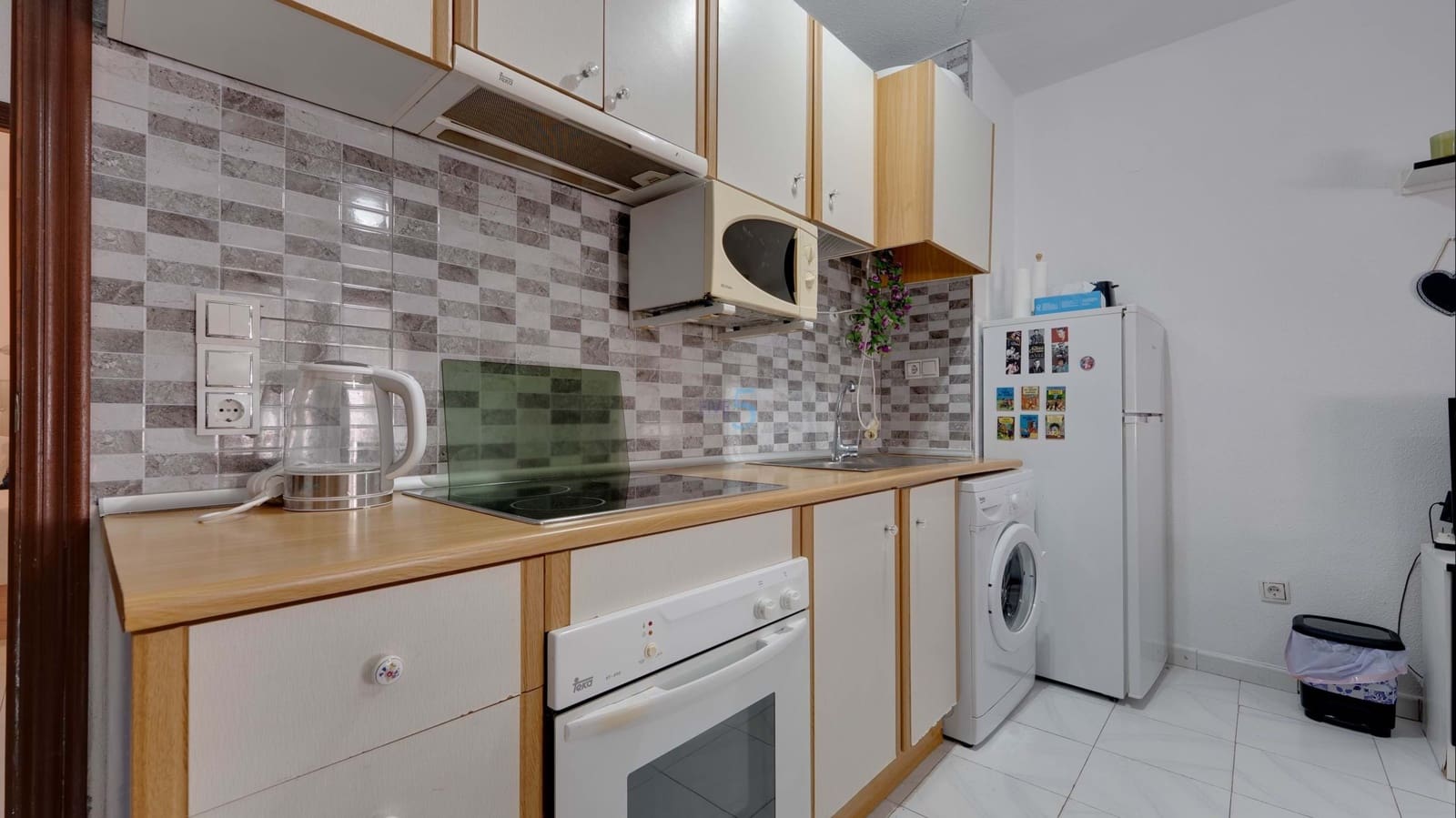 1 Zimmer Apartment zu verkaufen in Torrevieja - 104.000 € (Ref: 9813539)