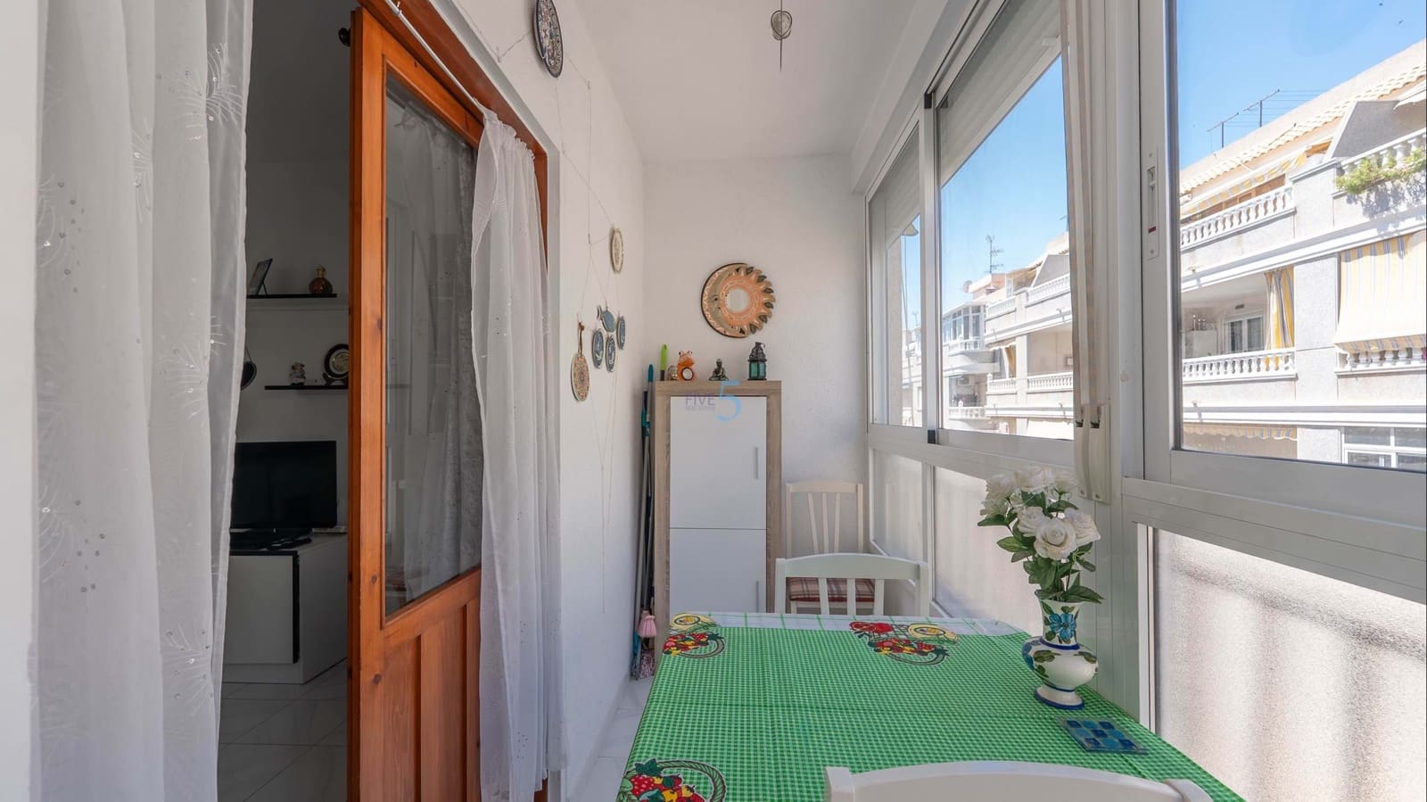 1 Zimmer Apartment zu verkaufen in Torrevieja - 104.000 € (Ref: 9813539)