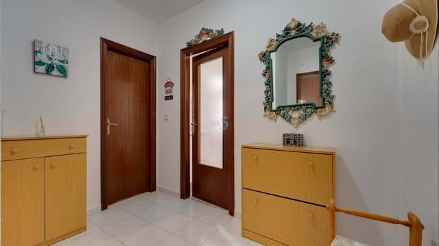 1 bedroom Apartment for sale in Torrevieja - € 115,000 (Ref: 9813539)