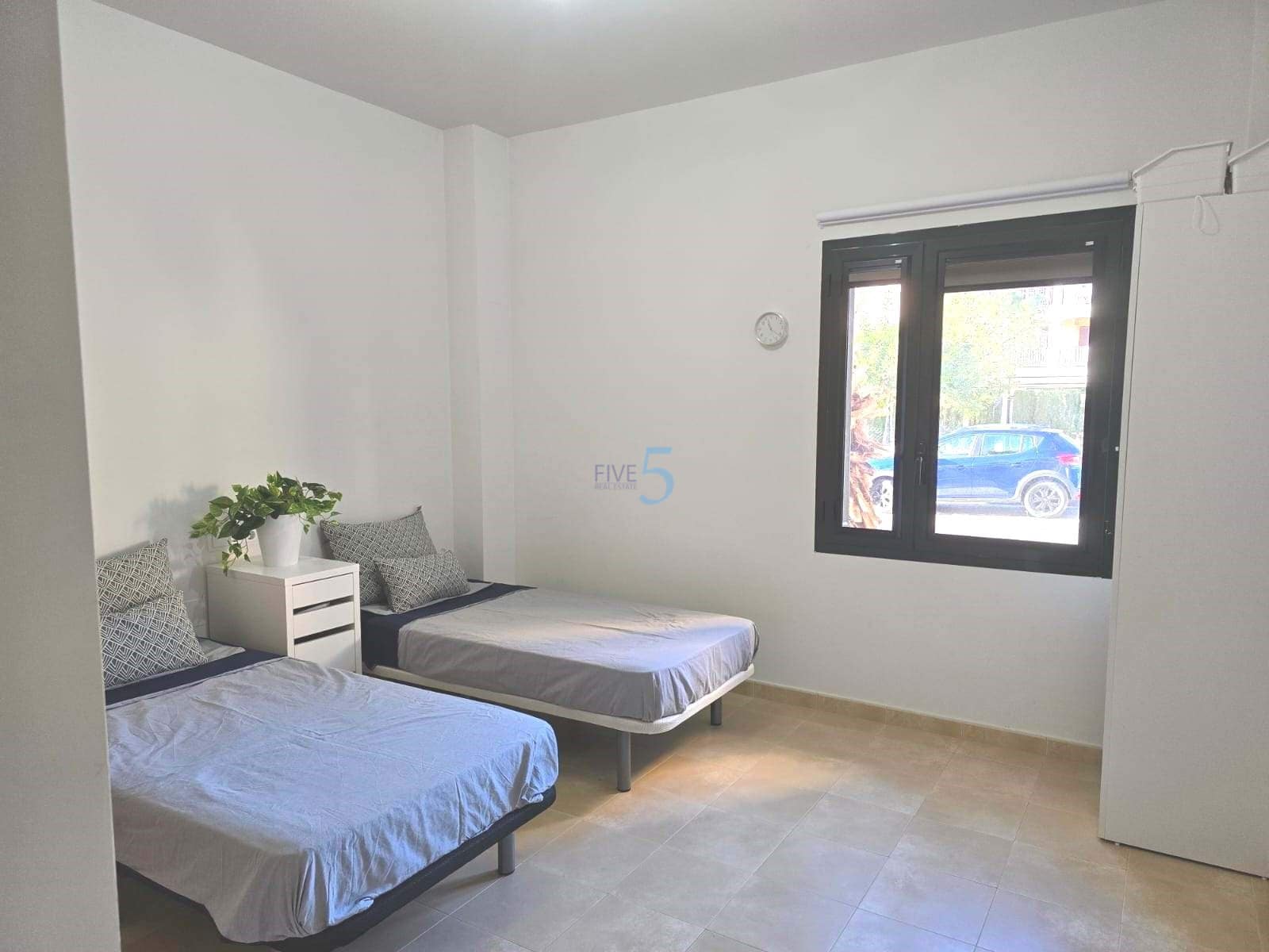 3 bedroom Apartment for sale in Hacienda del Alamo with pool garage - € 189,950 (Ref: 9814647)