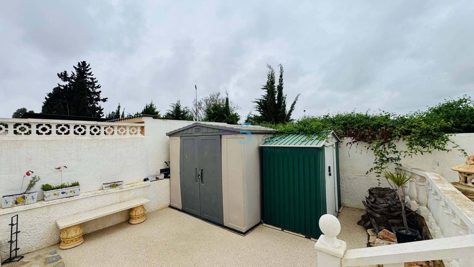 2 soveværelse Villa til salg i Torrevieja med swimmingpool garage - € 279.000 (Ref: 9814648)