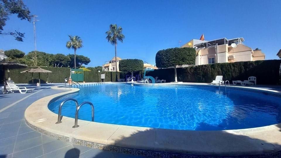 2 chambre Appartement à vendre à Los Balcones avec piscine - 158 000 € (Ref: 9815145)