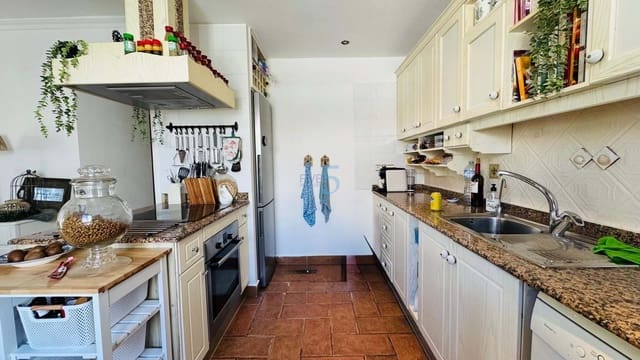 2 soveværelse Lejlighed til salg i Playa Flamenca, Orihuela med swimmingpool - € 226.000 (Ref: 9815246)