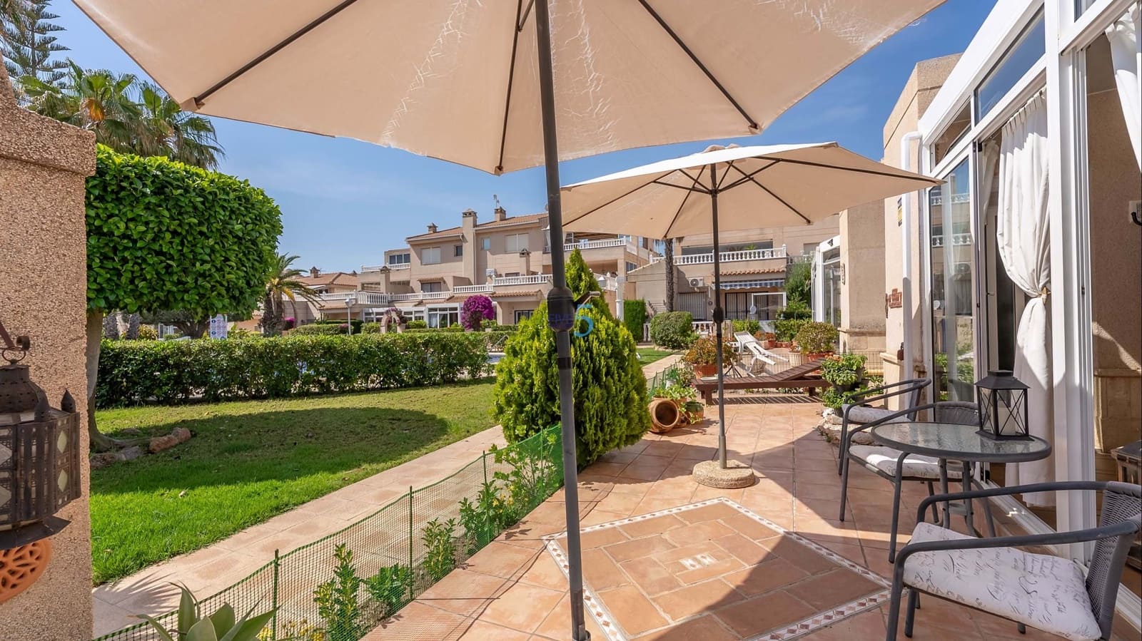 2 slaapkamer Appartement te koop in Playa Flamenca met zwembad - € 219.000 (Ref: 9815246)