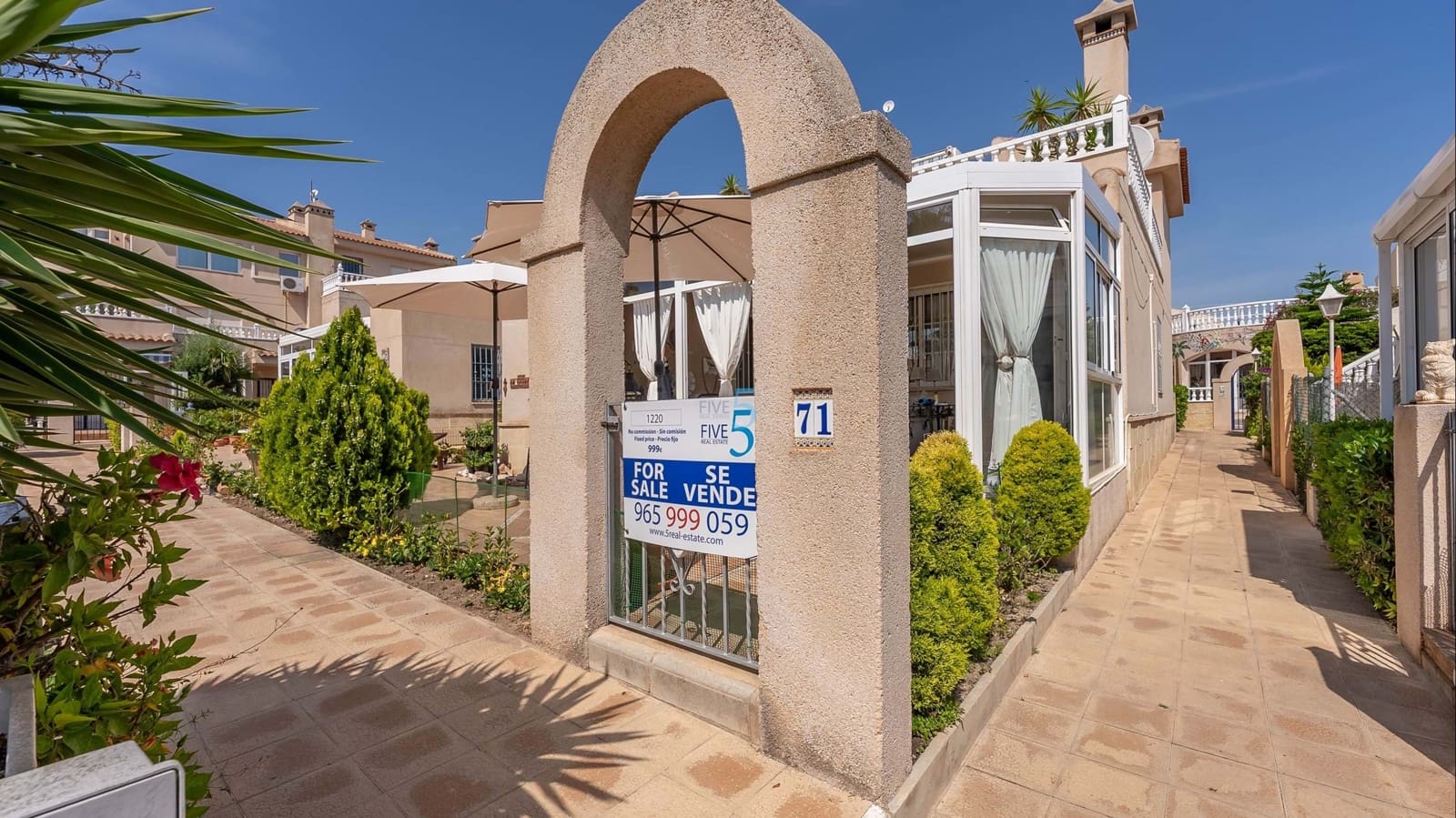 2 slaapkamer Appartement te koop in Playa Flamenca met zwembad - € 219.000 (Ref: 9815246)