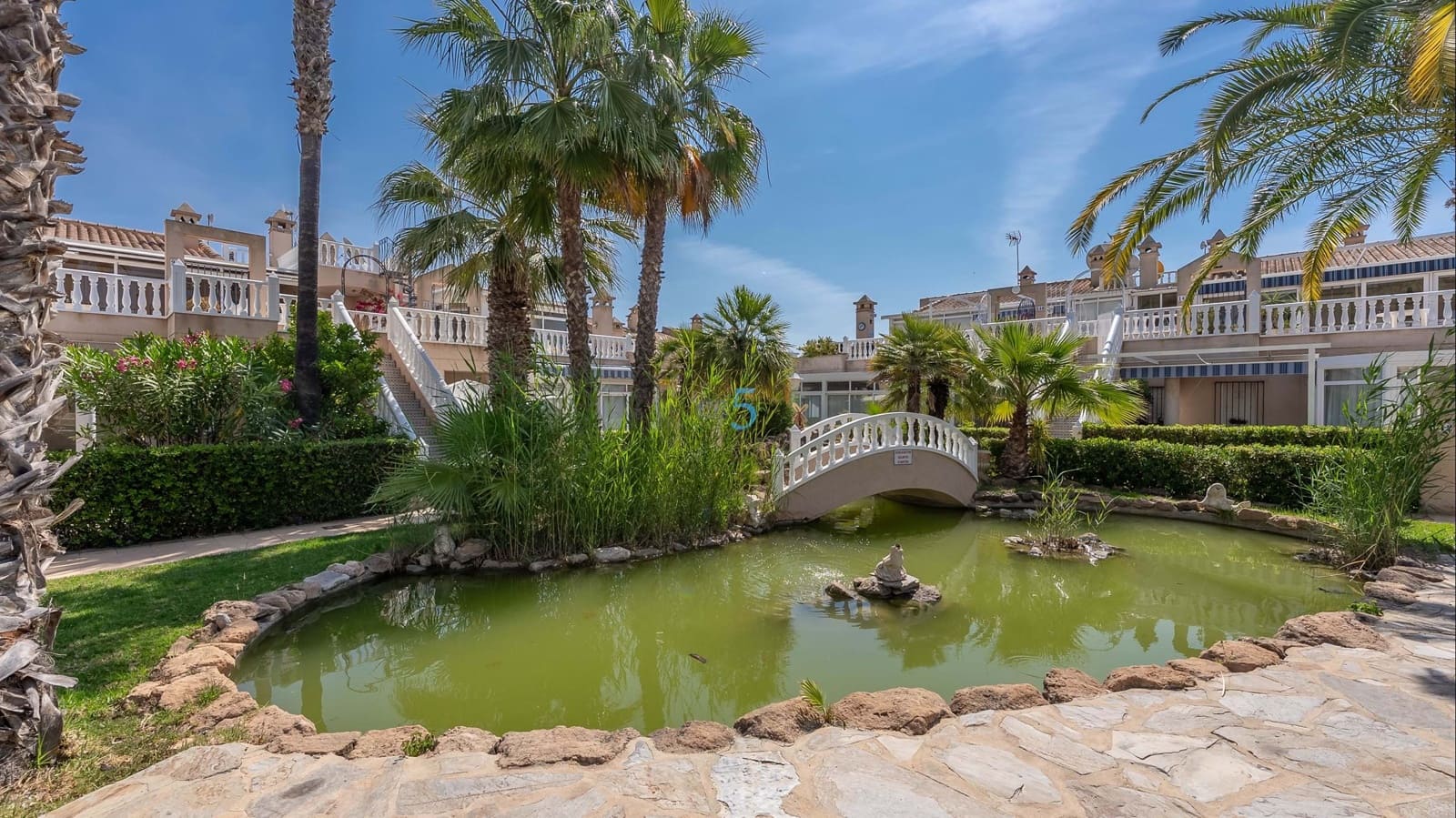 2 slaapkamer Appartement te koop in Playa Flamenca met zwembad - € 219.000 (Ref: 9815246)