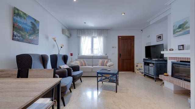2 soverom Hus til salgs i Los Dolses, Orihuela med svømmebasseng - € 228 000 (Ref: 9816783)