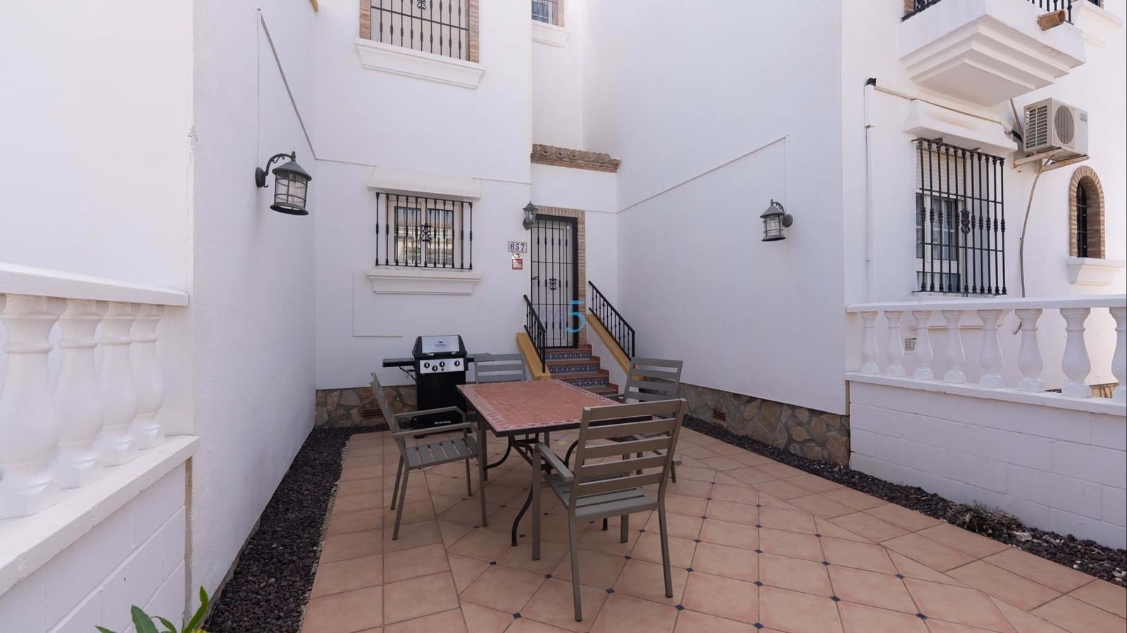 2 soveværelse Byhus til salg i Los Dolses med swimmingpool - € 228.000 (Ref: 9816783)
