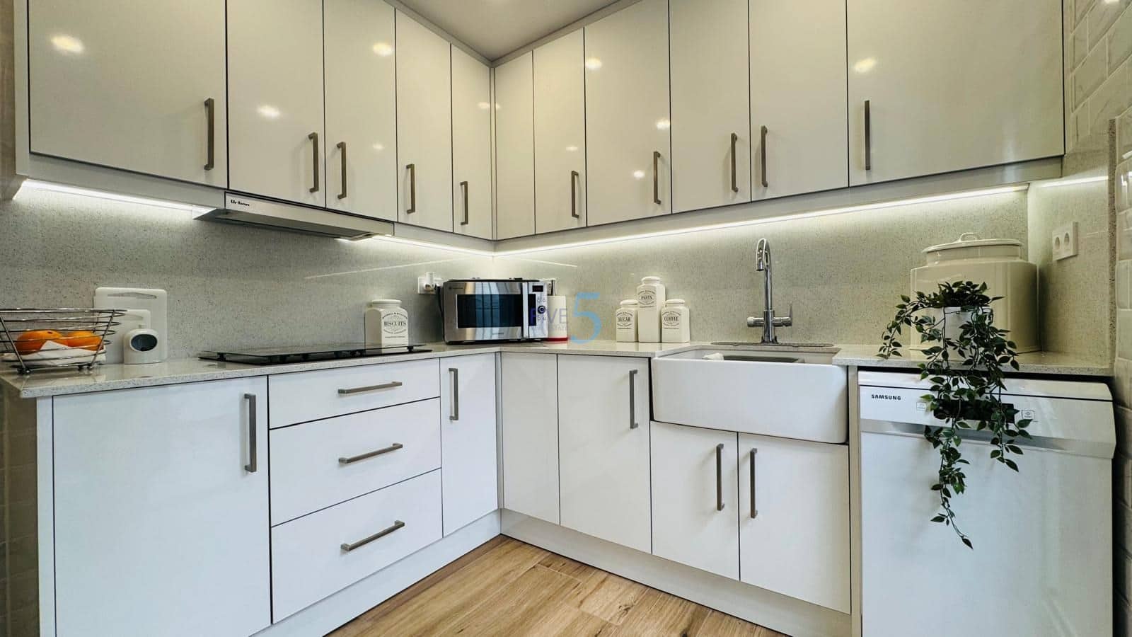 3 bedroom Townhouse for sale in Orihuela Costa with pool garage - € 260,000 (Ref: 9816784)
