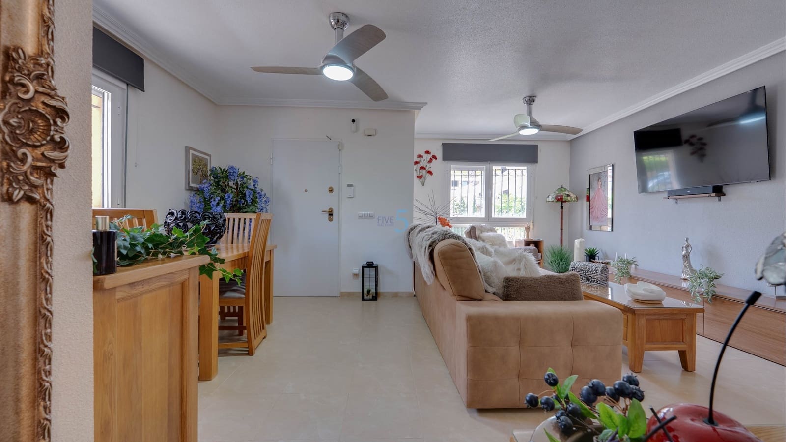 3 soveværelse Byhus til salg i Orihuela Costa med swimmingpool garage - € 260.000 (Ref: 9816784)