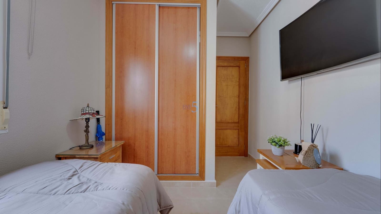 3 soveværelse Byhus til salg i Orihuela Costa med swimmingpool garage - € 260.000 (Ref: 9816784)