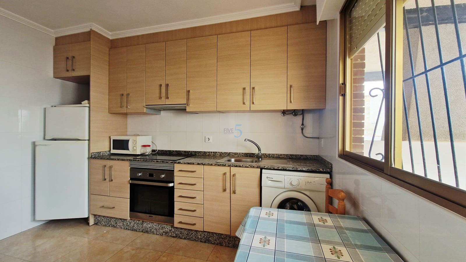 Pareado de 5 habitaciones en Torre de la Horadada en venta con garaje - 360.000 € (Ref: 9819740)