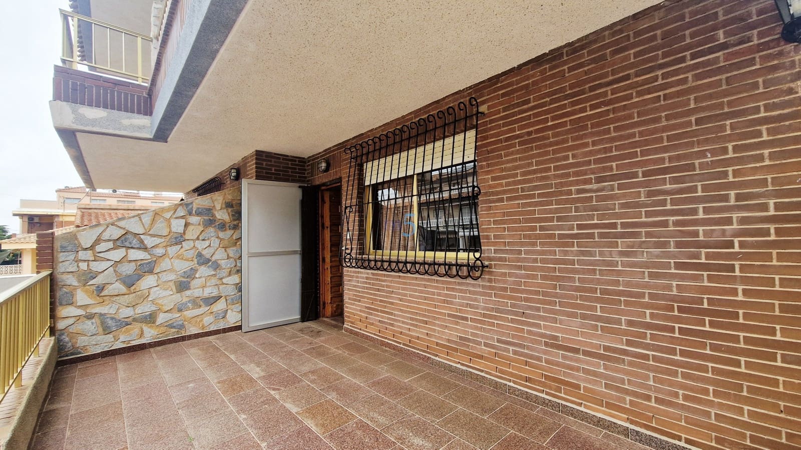 Pareado de 5 habitaciones en Torre de la Horadada en venta con garaje - 360.000 € (Ref: 9819740)
