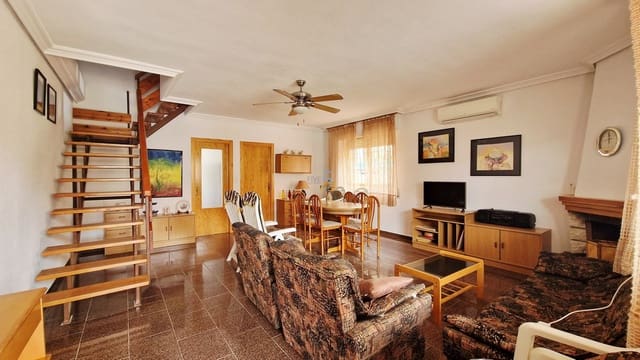 Pareado de 5 habitaciones en Torre de la Horadada, Pilar de la Horadada en venta con garaje - 360.000 € (Ref: 9819740)