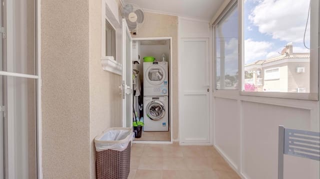 5 sovrum Villa till salu i Villamartin, Orihuela med pool - 269 000 € (Ref: 9819741)