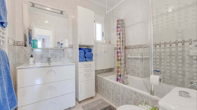 5 sovrum Villa till salu i Villamartin, Orihuela med pool - 269 000 € (Ref: 9819741)