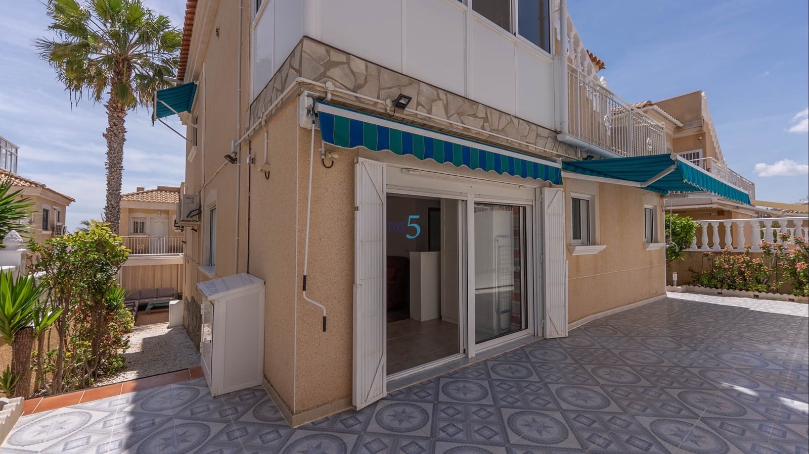 5 sovrum Villa till salu i Villamartin med pool - 269 000 € (Ref: 9819741)