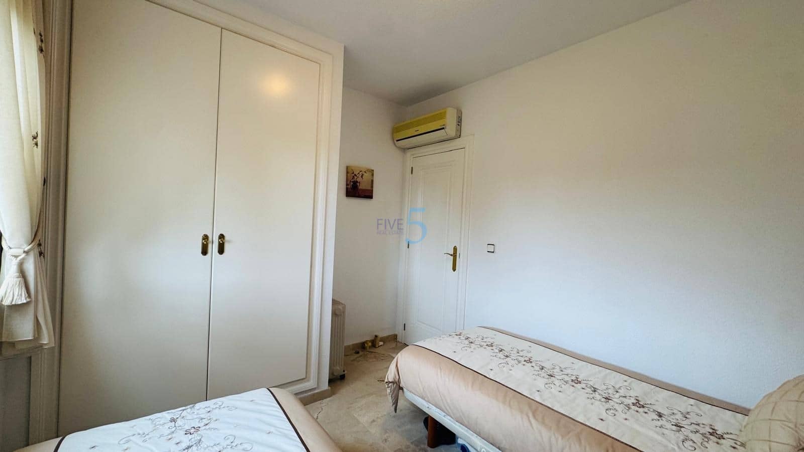 2 Zimmer Apartment zu verkaufen in Las Ramblas Golf mit Pool Garage - 239.000 € (Ref: 9821526)