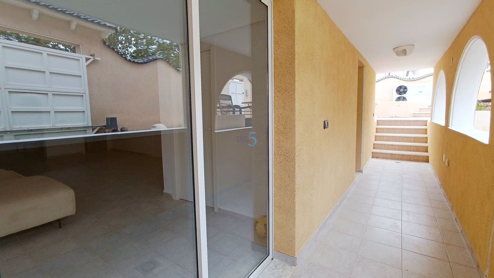 Chalet de 4 habitaciones en Ciudad Quesada en venta con piscina - 585.000 € (Ref: 9821609)