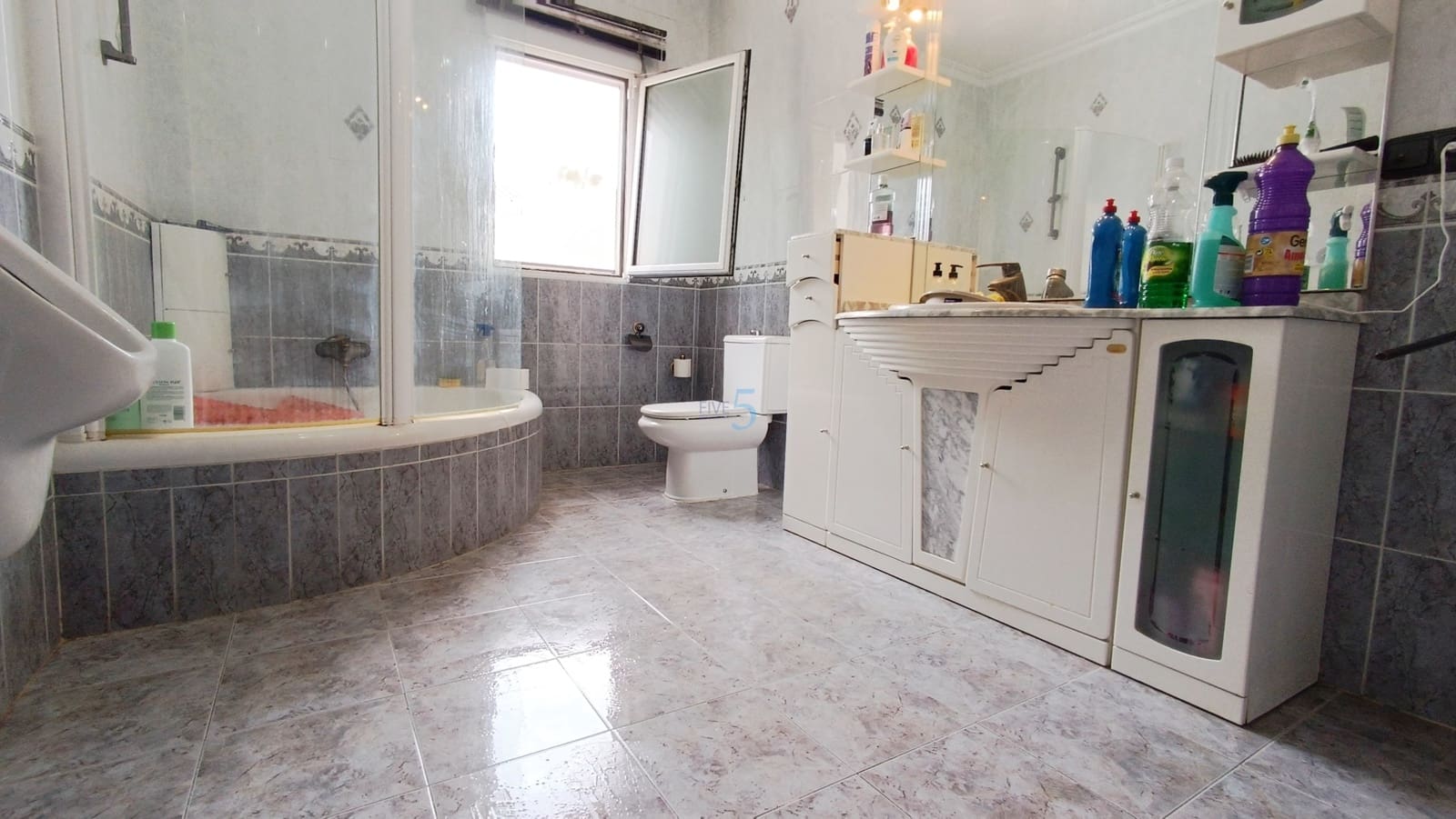 Chalet de 4 habitaciones en Ciudad Quesada en venta con piscina - 585.000 € (Ref: 9821609)