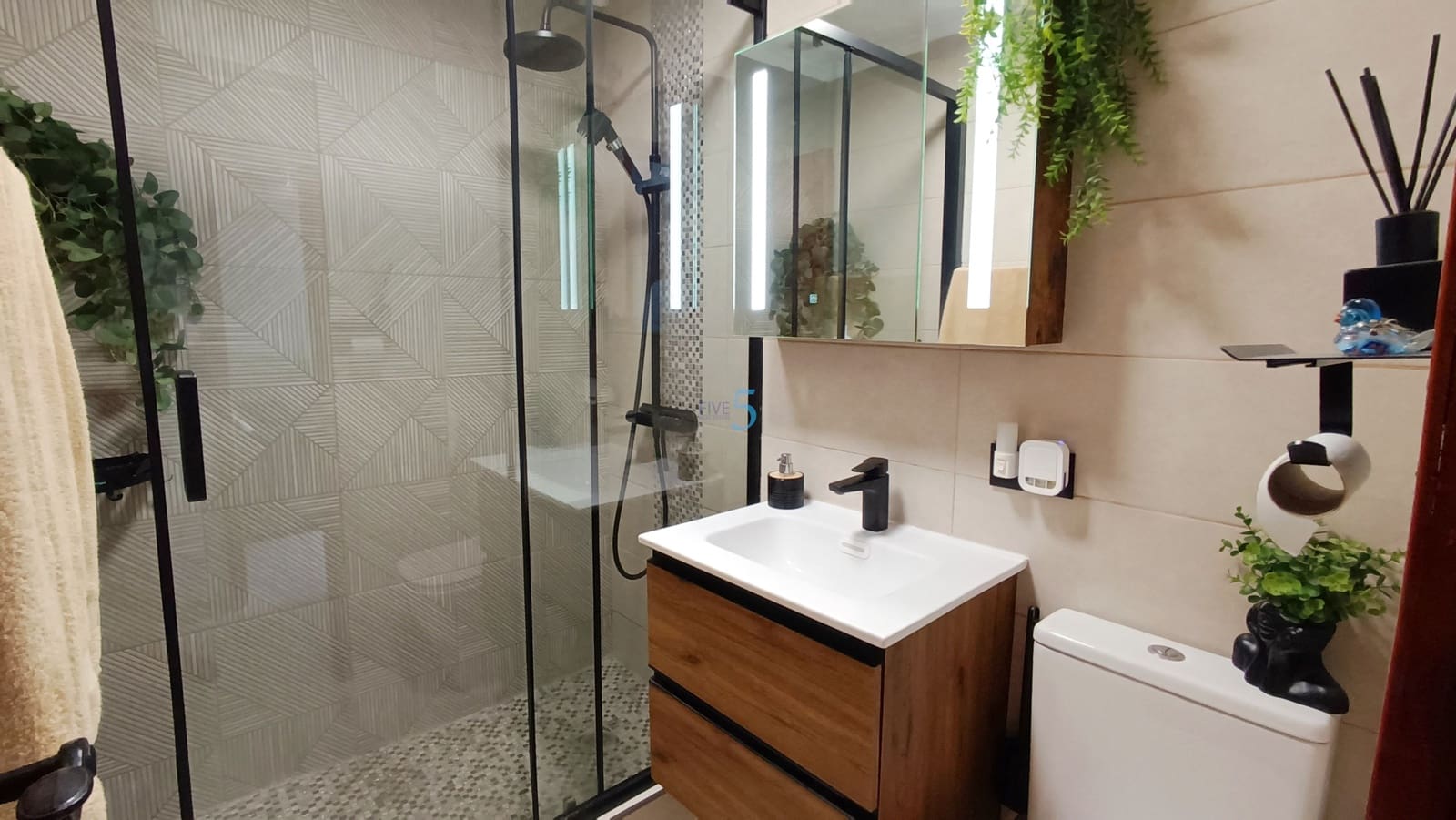 2 Zimmer Bungalow zu verkaufen in Torrevieja - 129.995 € (Ref: 9824079)