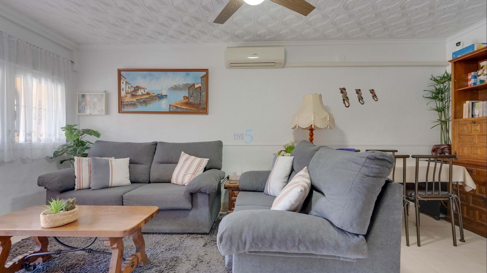 2 slaapkamer Bungalow te koop in Torrevieja - € 125.000 (Ref: 9824079)