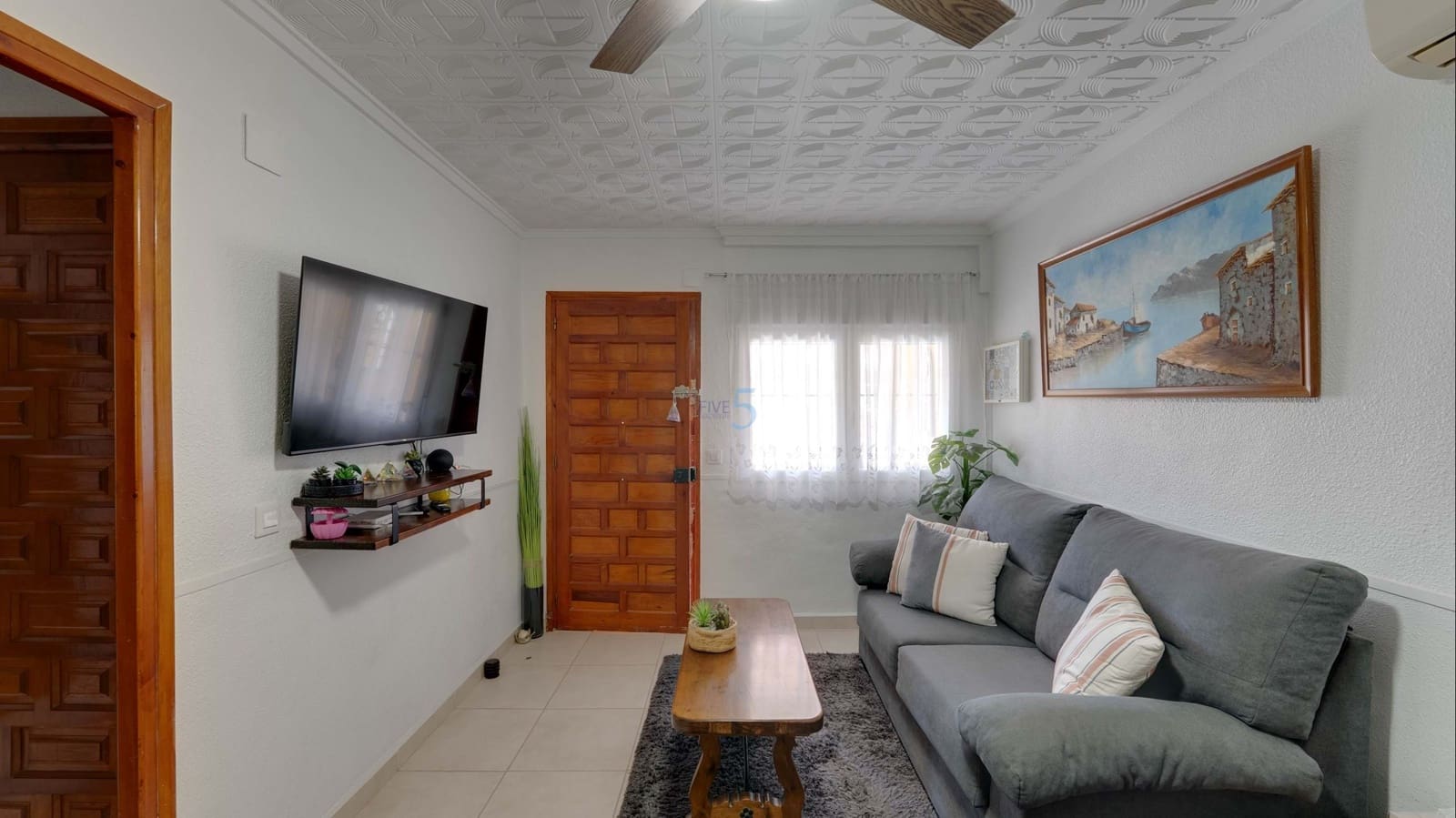 2 slaapkamer Bungalow te koop in Torrevieja - € 125.000 (Ref: 9824079)