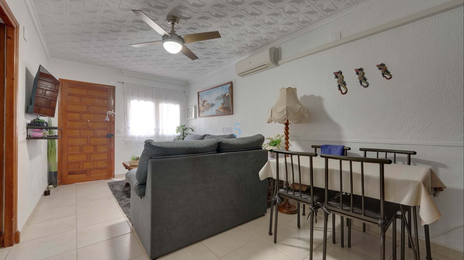 2 slaapkamer Bungalow te koop in Torrevieja - € 125.000 (Ref: 9824079)