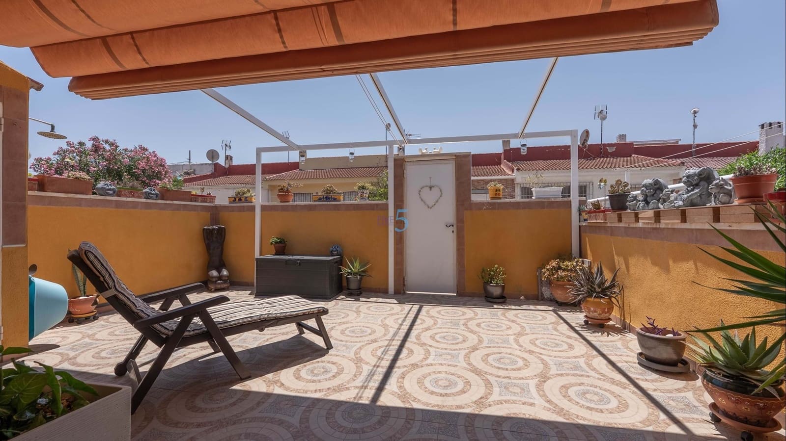 2 slaapkamer Bungalow te koop in Torrevieja - € 125.000 (Ref: 9824079)