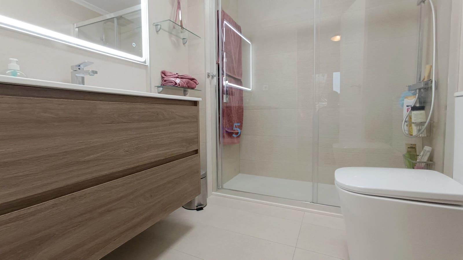2 soveværelse Lejlighed til salg i Jacarilla med swimmingpool garage - € 129.995 (Ref: 9824081)