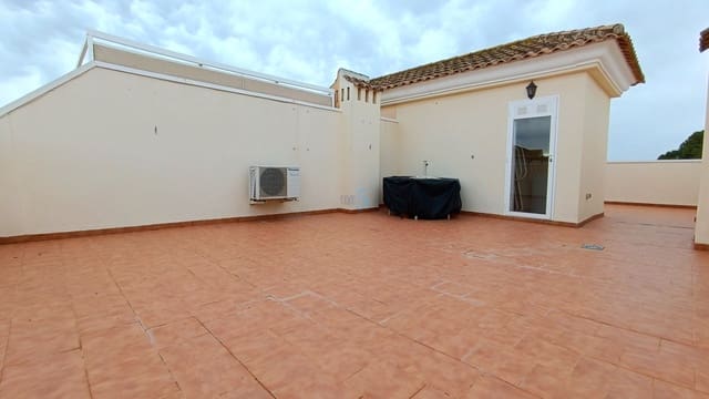 2 soveværelse Lejlighed til salg i Jacarilla med swimmingpool garage - € 129.995 (Ref: 9824081)