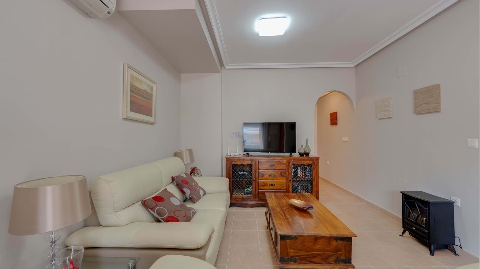 2 soveværelse Lejlighed til salg i Jacarilla med swimmingpool garage - € 129.995 (Ref: 9824081)