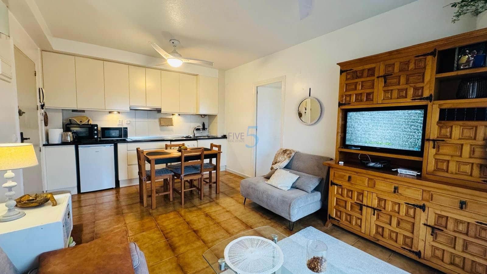 1 soverom Leilighet til salgs i Torrevieja med svømmebasseng - € 129 000 (Ref: 9825824)
