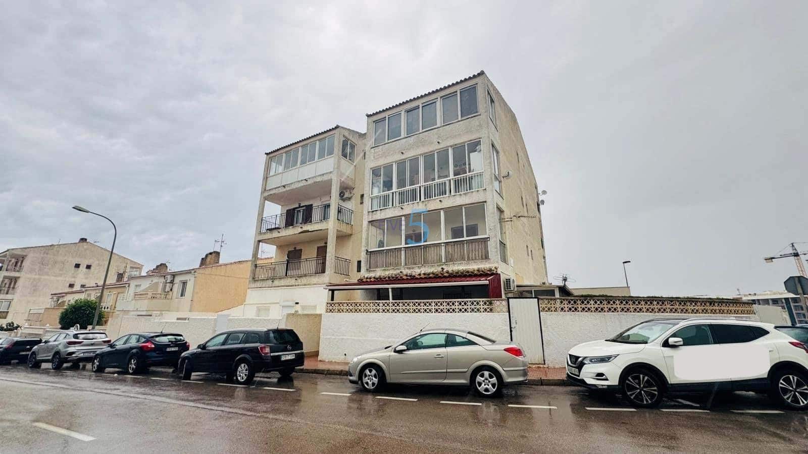 1 soverom Leilighet til salgs i Torrevieja med svømmebasseng - € 129 000 (Ref: 9825824)