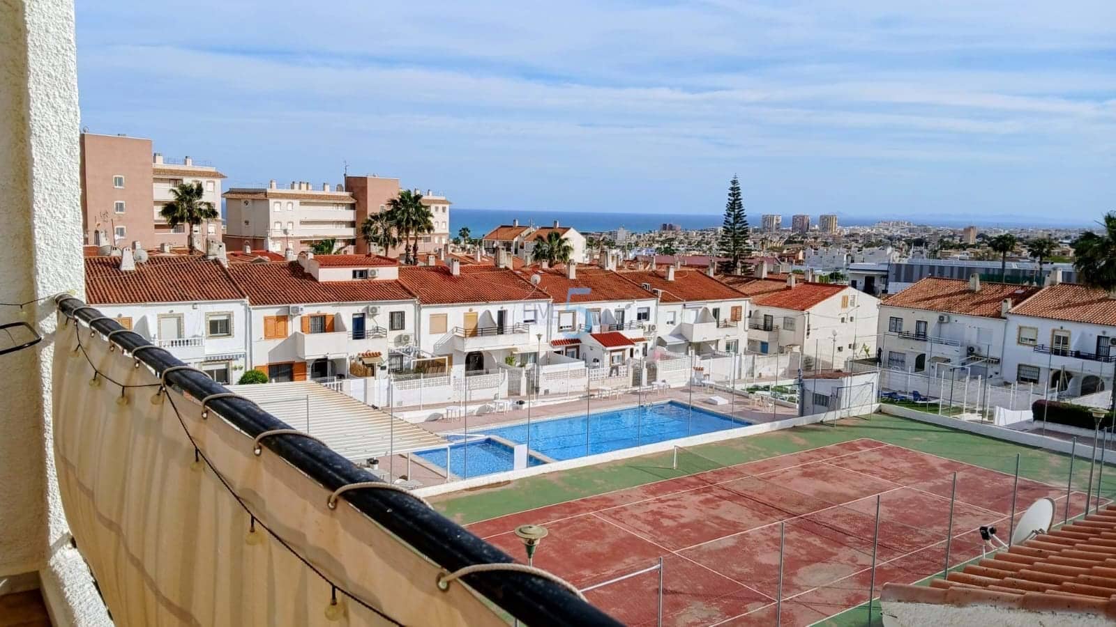 1 soverom Leilighet til salgs i Torrevieja med svømmebasseng - € 129 000 (Ref: 9825824)